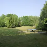 In Near Forest Сasa de vacaciones