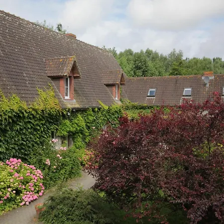 Ferienhaus In Near Forest *